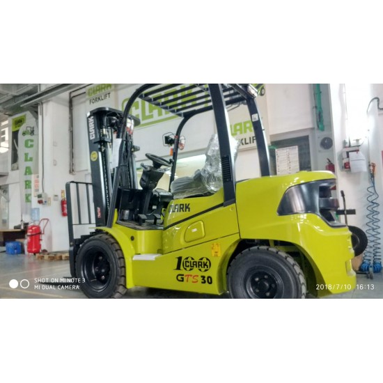 Clark forklift GTS30